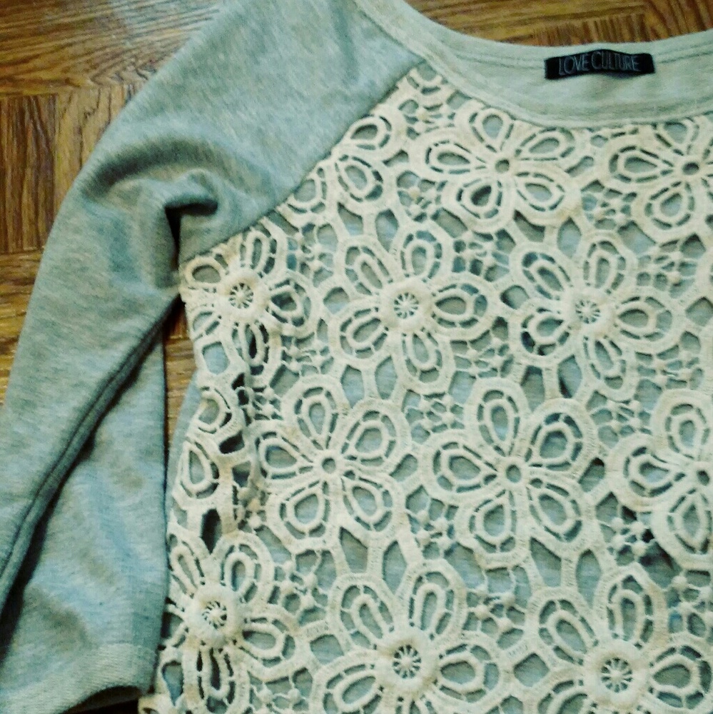 Lace detailed sweater